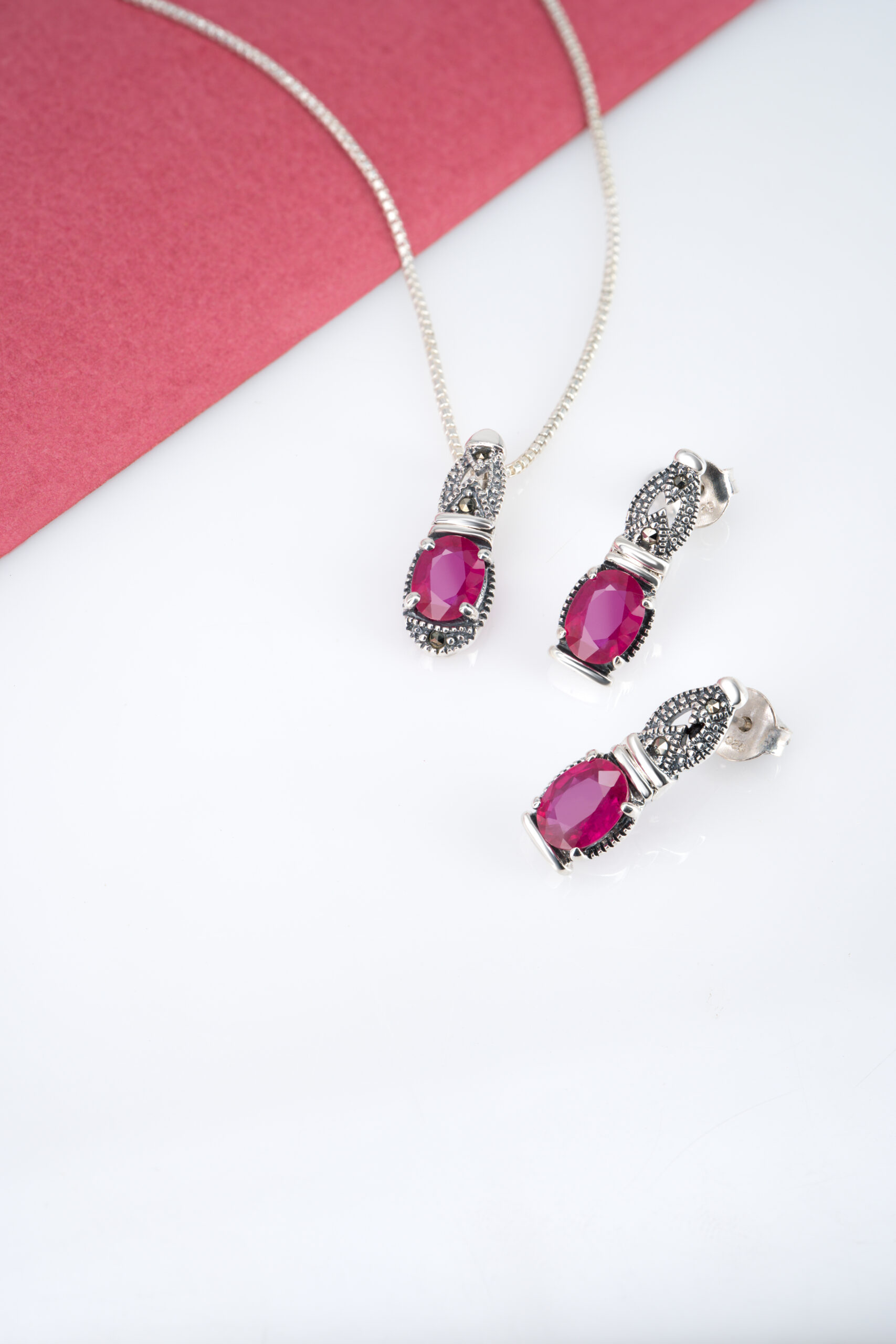 Wholesale Pendants